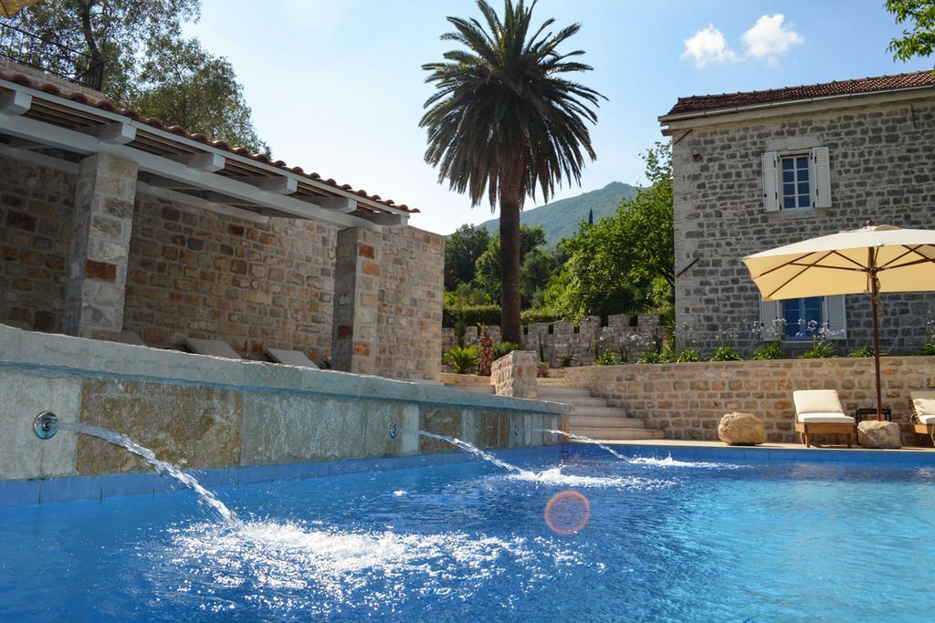 Hotel Malo Selo Herceg Novi Exterior foto